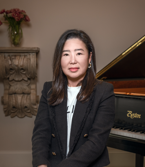 Dr. Choe, cosmetic dentist in Charlotte, NC